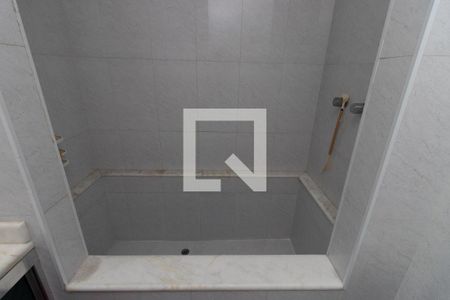 Casa de condomínio para alugar com 134m², 4 quartos e 2 vagas Casa de condomínio para alugar com 134m², 4 quartos e 2 vagasBanheiro