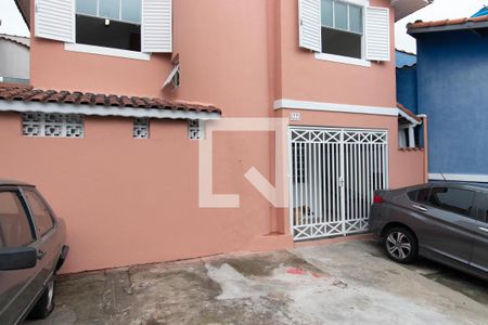 Casa de condomínio para alugar com 134m², 4 quartos e 2 vagas Casa de condomínio para alugar com 134m², 4 quartos e 2 vagasFachada
