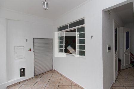 Casa de condomínio para alugar com 134m², 4 quartos e 2 vagas Casa de condomínio para alugar com 134m², 4 quartos e 2 vagasEntrada