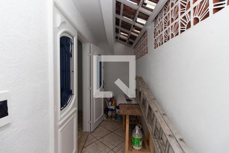 Casa de condomínio para alugar com 134m², 4 quartos e 2 vagas Casa de condomínio para alugar com 134m², 4 quartos e 2 vagasEntrada