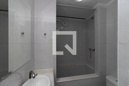 Casa de condomínio para alugar com 134m², 4 quartos e 2 vagas Casa de condomínio para alugar com 134m², 4 quartos e 2 vagasBanheiro