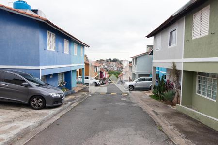 Casa de condomínio para alugar com 134m², 4 quartos e 2 vagas Casa de condomínio para alugar com 134m², 4 quartos e 2 vagasVista da Rua