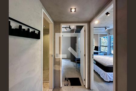 Apartamento para alugar com 70m², 2 quartos e 1 vagaCorredor Quartos