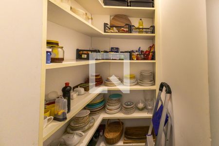 Casa de condomínio à venda com 350m², 5 quartos e 4 vagasDetalhe da cozinha