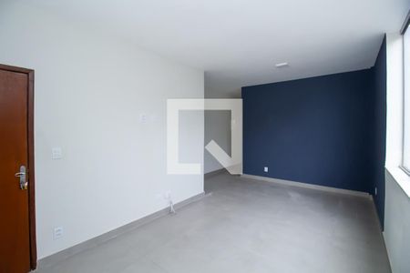 Sala de apartamento para alugar com 3 quartos, 75m² em Cidade Nova, Belo Horizonte