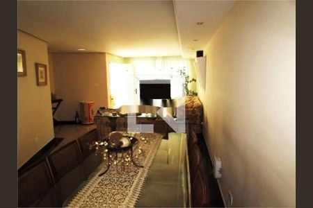 Casa à venda com 4 quartos, 193m² em Vila Gustavo, São Paulo