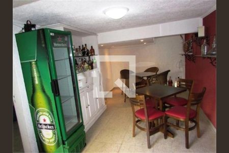 Casa à venda com 4 quartos, 193m² em Vila Gustavo, São Paulo