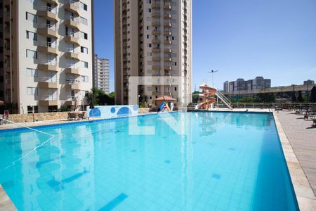 Apartamento à venda com 60m², 2 quartos e 1 vaga Apartamento à venda com 60m², 2 quartos e 1 vagaÁrea comum - Piscina