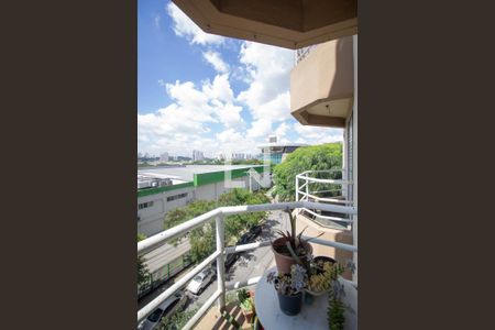 Apartamento à venda com 60m², 2 quartos e 1 vaga Apartamento à venda com 60m², 2 quartos e 1 vagaVaranda Quarto 2