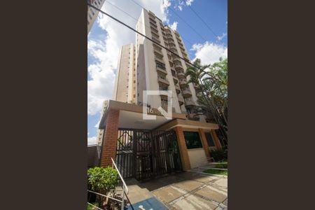 Apartamento à venda com 60m², 2 quartos e 1 vaga Apartamento à venda com 60m², 2 quartos e 1 vagaFachada