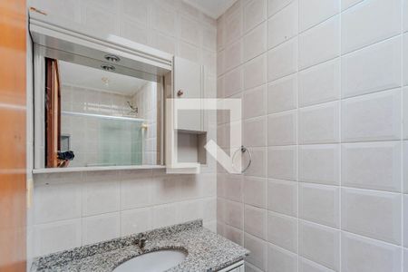 Casa de condomínio para alugar com 188m², 3 quartos e 2 vagas Casa de condomínio para alugar com 188m², 3 quartos e 2 vagasBanheiro Quarto 02