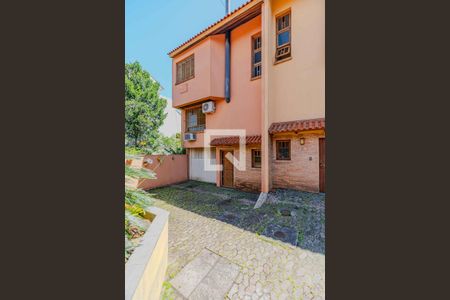 Casa de condomínio para alugar com 188m², 3 quartos e 2 vagas Casa de condomínio para alugar com 188m², 3 quartos e 2 vagasÁrea comum