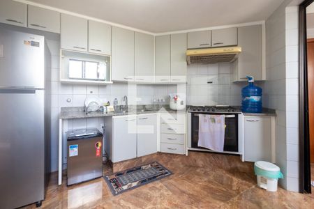 Apartamento à venda com 466m², 5 quartos e 6 vagasCozinha