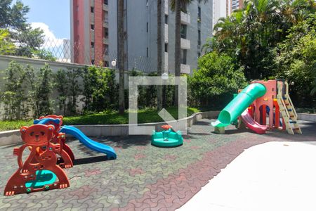 Apartamento à venda com 466m², 5 quartos e 6 vagasÁrea comum - Playground