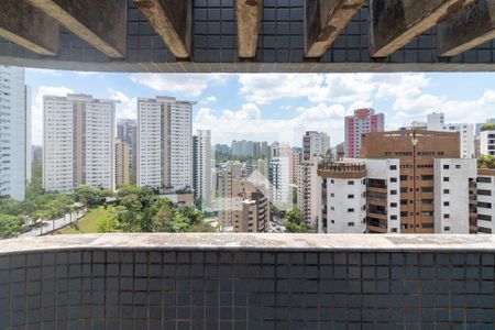 Apartamento à venda com 466m², 5 quartos e 6 vagasVista da Suíte 1