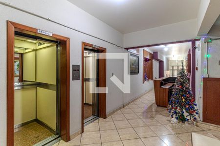 Apartamento à venda com 158m², 2 quartos e sem vagaElevadores