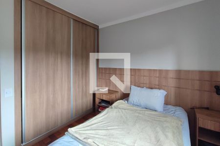Apartamento à venda com 82m², 3 quartos e 2 vagasQuarto 2