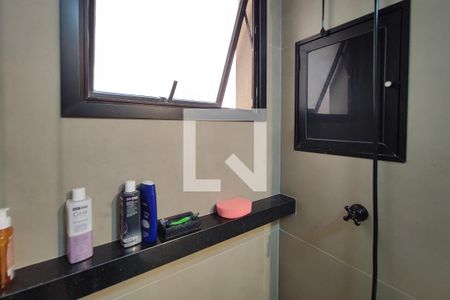 Apartamento à venda com 82m², 3 quartos e 2 vagasBanheiro Social