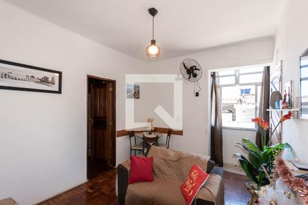 Sala de apartamento para alugar com 2 quartos, 52m² em São Cristóvão, Rio de Janeiro