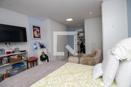 Apartamento à venda com 190m², 3 quartos e 2 vagas Apartamento à venda com 190m², 3 quartos e 2 vagasQuarto 2