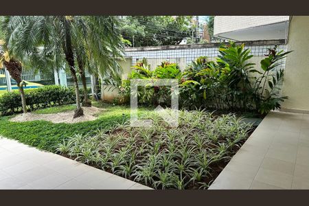 Apartamento à venda com 190m², 3 quartos e 2 vagas Apartamento à venda com 190m², 3 quartos e 2 vagasÁrea externa