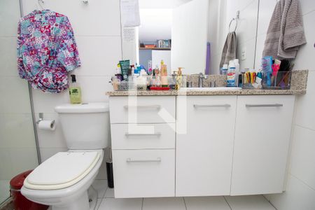 Apartamento à venda com 190m², 3 quartos e 2 vagas Apartamento à venda com 190m², 3 quartos e 2 vagasBanheiro quarto 1