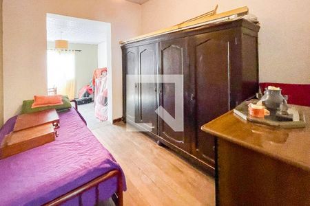 Casa à venda com 250m², 3 quartos e sem vaga Casa à venda com 250m², 3 quartos e sem vagaQuarto 3