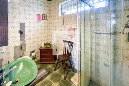 Casa à venda com 250m², 3 quartos e sem vaga Casa à venda com 250m², 3 quartos e sem vagaBanheiro