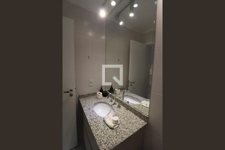 Casa para alugar com 48m², 1 quarto e 1 vaga Casa para alugar com 48m², 1 quarto e 1 vagaBanheiro