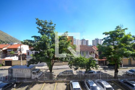 Sala Visa de apartamento para alugar com 2 quartos, 62m² em Dom Rodrigo, Nova Iguaçu