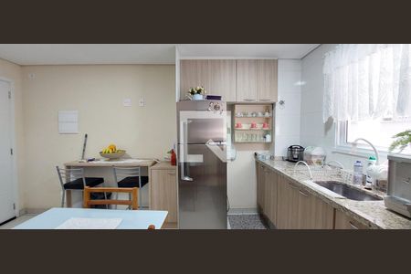 Apartamento à venda com 104m², 2 quartos e 2 vagasCozinha