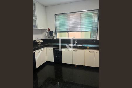 Casa à venda com 289m², 3 quartos e 2 vagas Casa à venda com 289m², 3 quartos e 2 vagasCozinha