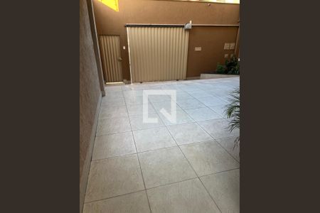 Casa à venda com 289m², 3 quartos e 2 vagas Casa à venda com 289m², 3 quartos e 2 vagasGaragem