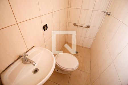 Casa à venda com 179m², 4 quartos e 2 vagasBanheiro