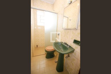 Casa à venda com 179m², 4 quartos e 2 vagasBanheiro