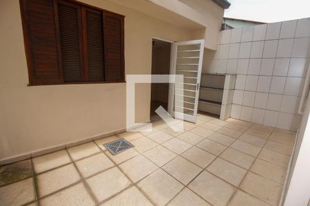 Casa à venda com 179m², 4 quartos e 2 vagasQuintal