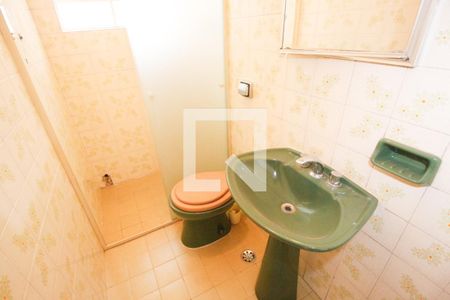 Casa à venda com 179m², 4 quartos e 2 vagasBanheiro