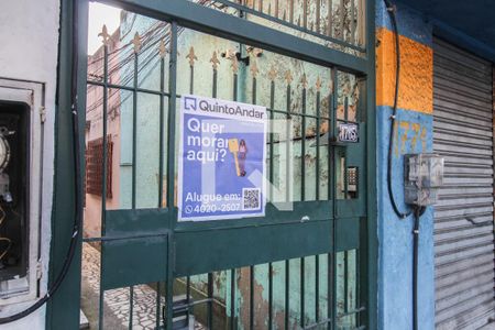 Apartamento para alugar com 74m², 2 quartos e sem vagaPlaca