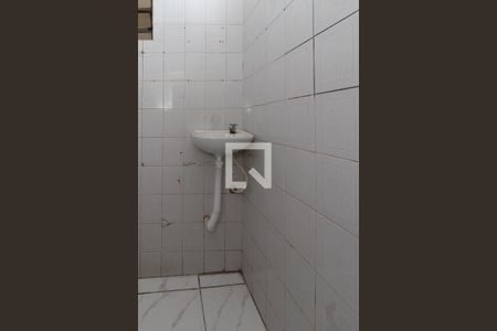 Casa para alugar com 70m², 1 quarto e 1 vaga Casa para alugar com 70m², 1 quarto e 1 vagaBanheiro