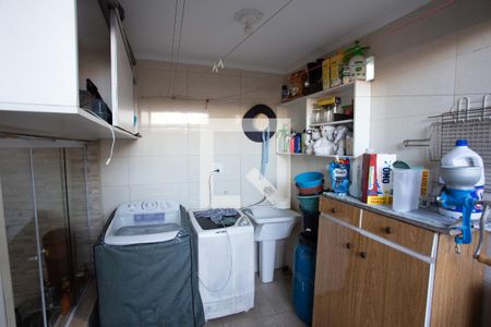 Casa à venda com 250m², 5 quartos e 4 vagasÁREA DE SERVIÇO