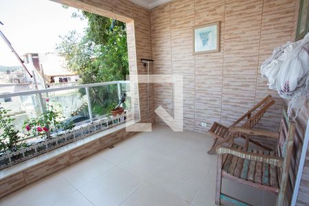 Casa à venda com 250m², 5 quartos e 4 vagasVARANDA 1