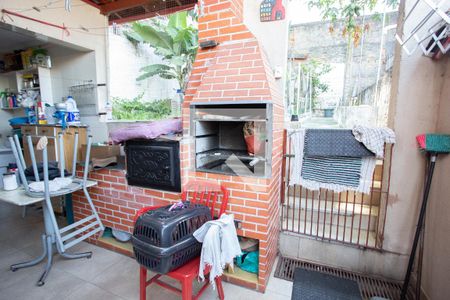 Casa à venda com 250m², 5 quartos e 4 vagasÁREA DE SERVIÇO