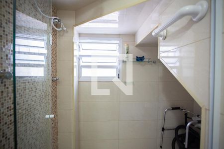 Casa à venda com 250m², 5 quartos e 4 vagasBANHEIRO