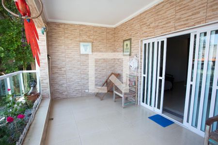 Casa à venda com 250m², 5 quartos e 4 vagasVARANDA 1