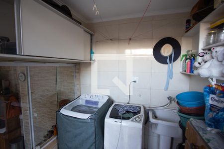 Casa à venda com 250m², 5 quartos e 4 vagasÁREA DE SERVIÇO