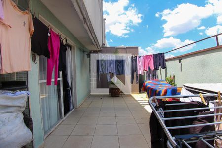 Apartamento para alugar com 240m², 2 quartos e 1 vagavaranda