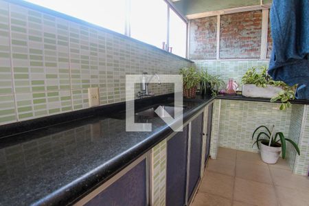 Apartamento para alugar com 240m², 2 quartos e 1 vagavaranda