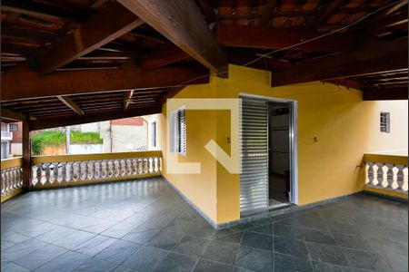 Casa à venda com 258m², 4 quartos e 3 vagas Casa à venda com 258m², 4 quartos e 3 vagasVaranda do Quarto 4