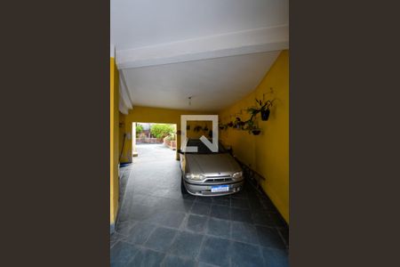 Casa à venda com 258m², 4 quartos e 3 vagas Casa à venda com 258m², 4 quartos e 3 vagasGaragem