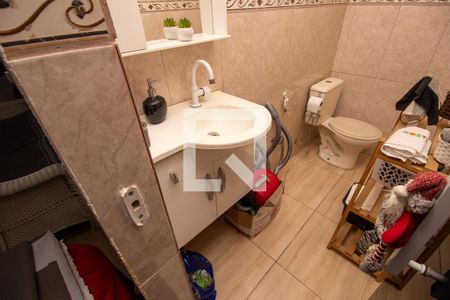 Casa à venda com 176m², 2 quartos e 2 vagasLavabo